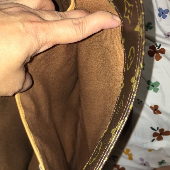 Super cute 🥰 Authentic LV VAVIN MONOGRAM TOTE - Picture 7 of 17